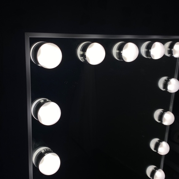 vanity mirror - Picture 6 of 6